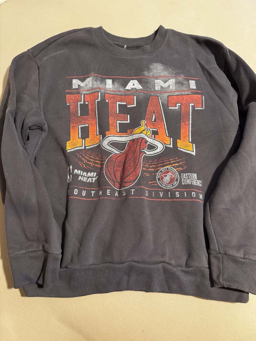 Hollister x NBA Miami Heat Relaxed Fit Fleece Sweatshirt
